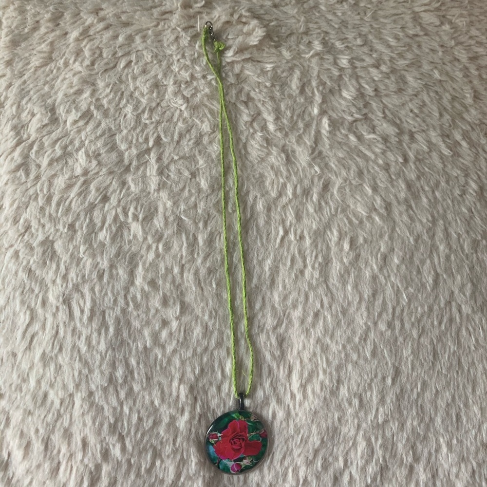 Rose necklace